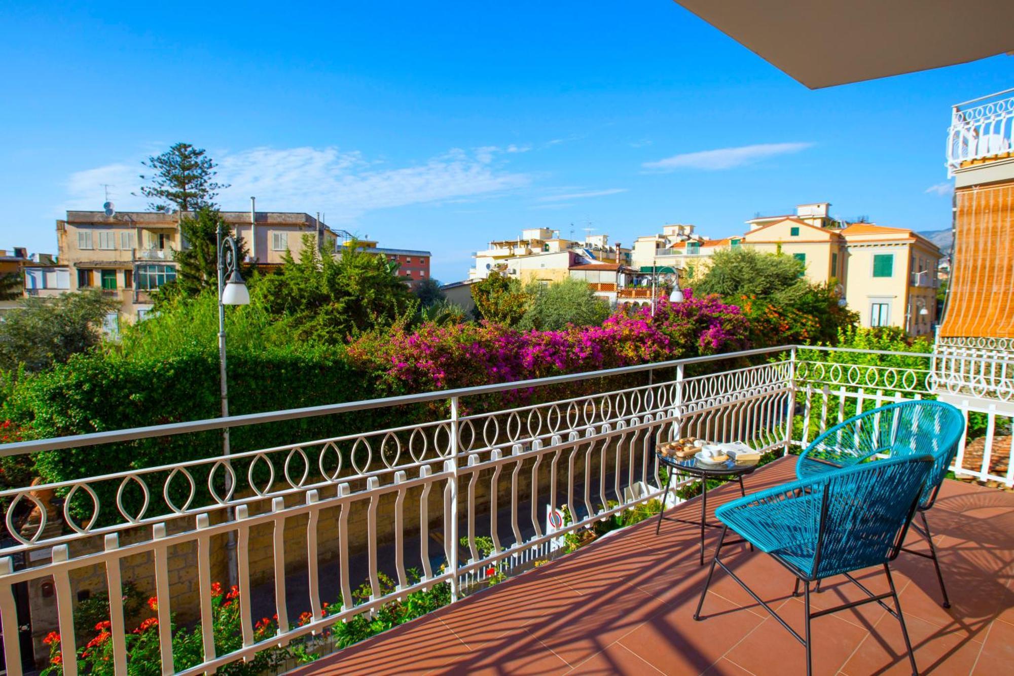 Estate4Home - Suites 21 Сорренто Экстерьер фото