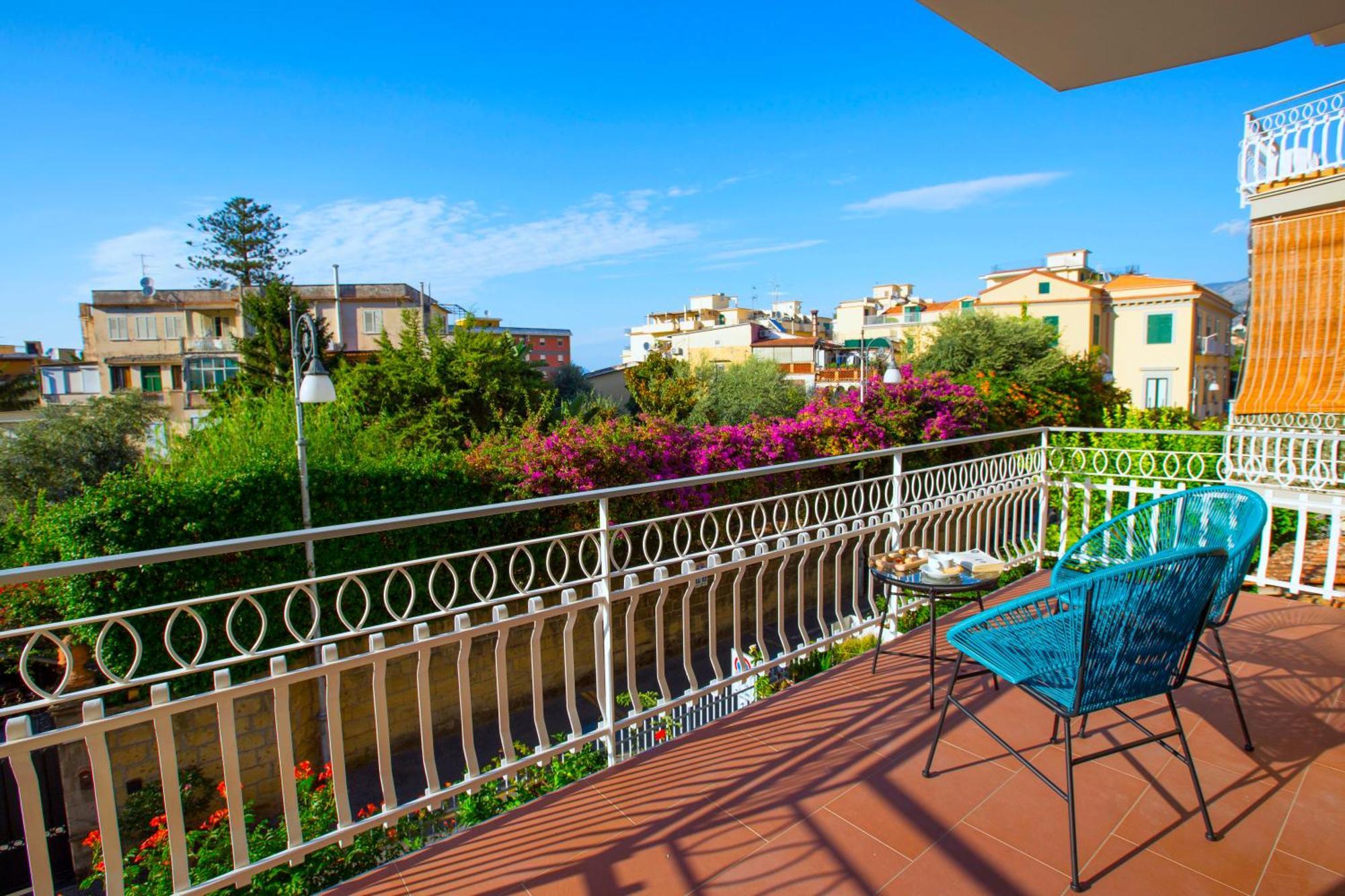 Estate4Home - Suites 21 Сорренто Экстерьер фото